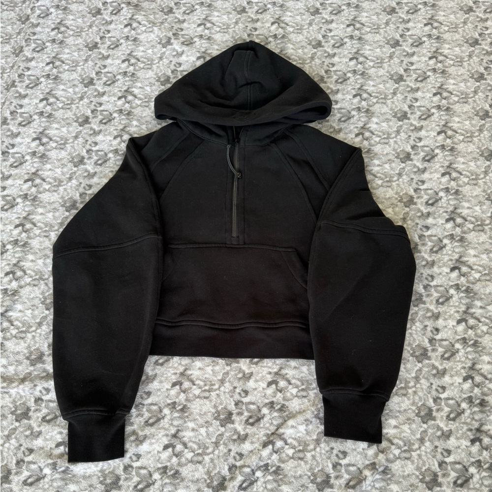 1/2 zip scuba xs/s with hood